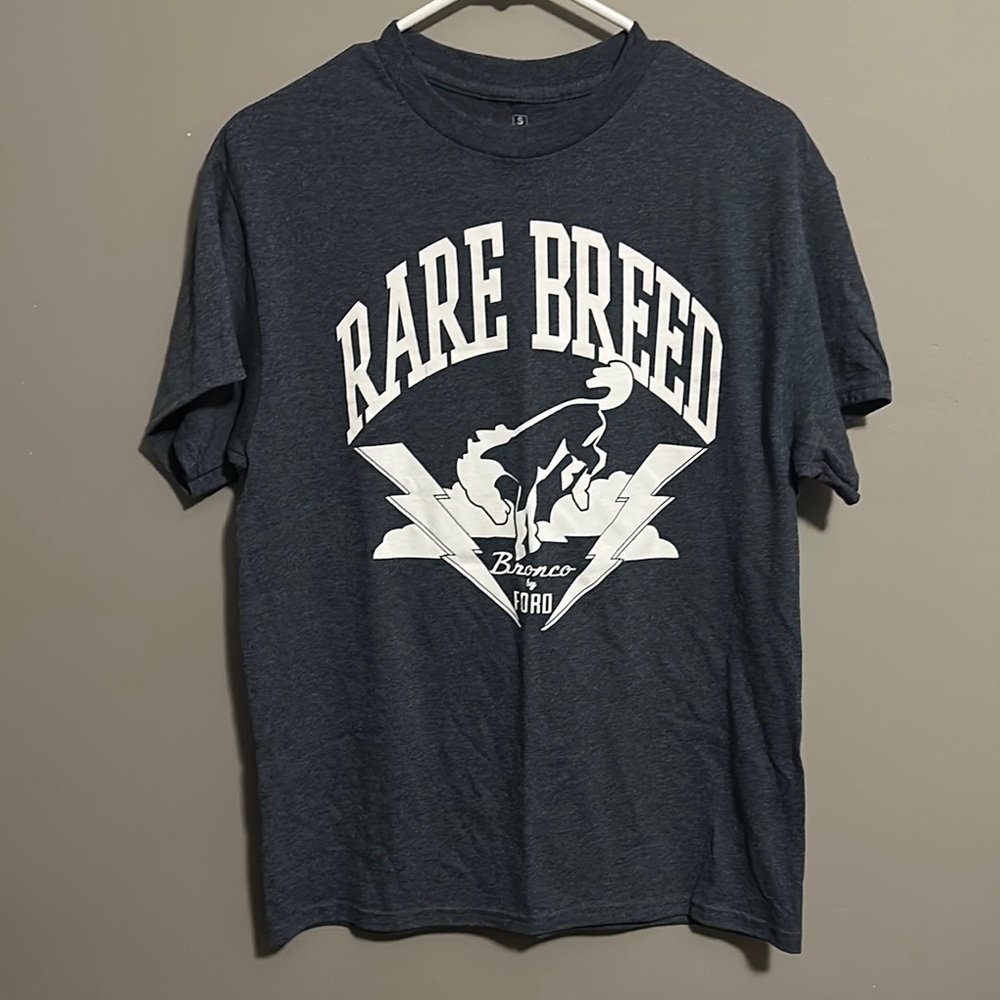 Ford Bronco Women’s Graphic T-shirt